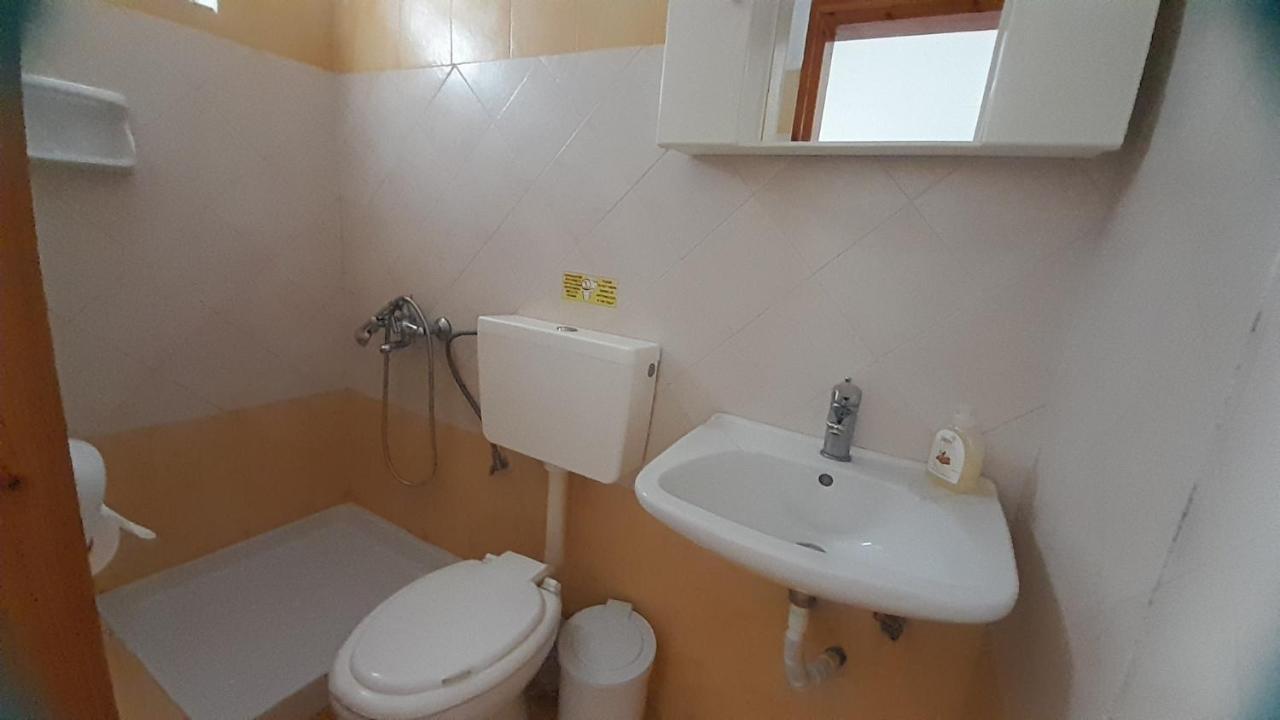 Avli Studios Kókkinon Nerón Екстериор снимка
